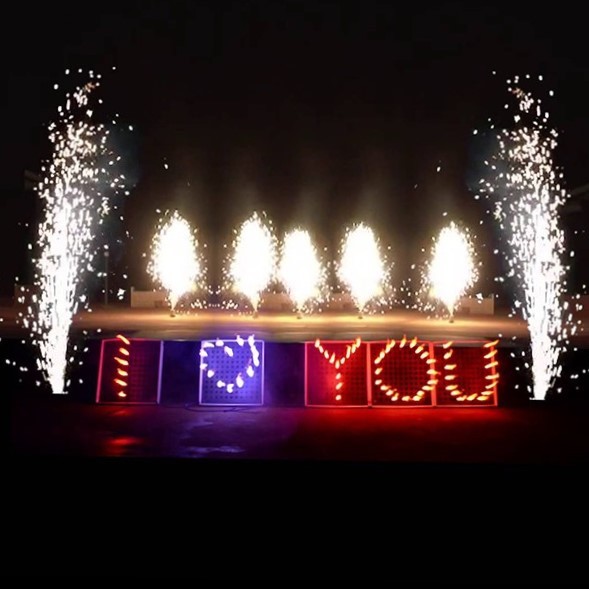 ПИРОТЕХНИЧЕСКИЕ БУКВЫ И ЦИФРЫ